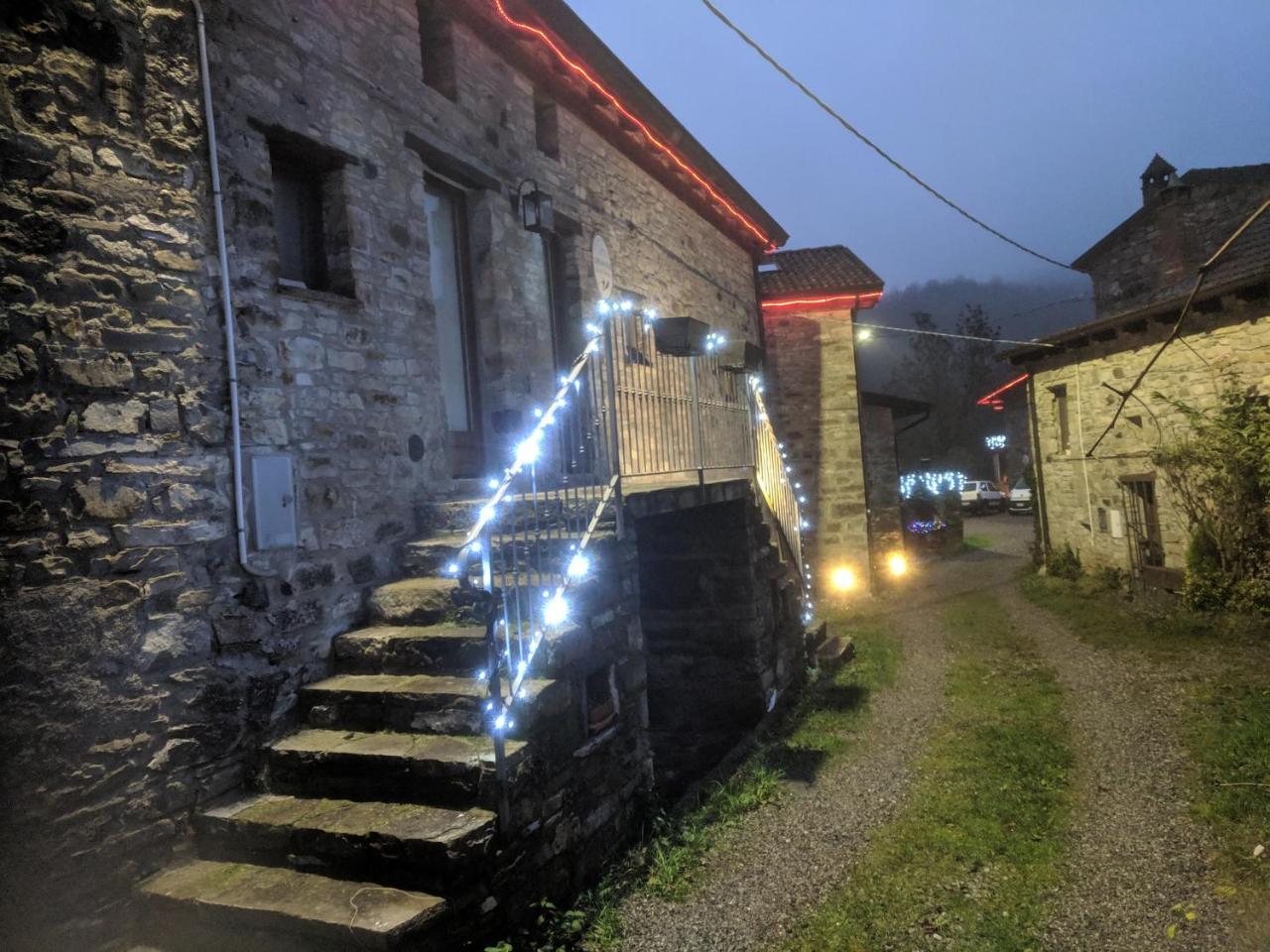 Albergo Diffuso Casa Delle Favole Ferriere Zewnętrze zdjęcie